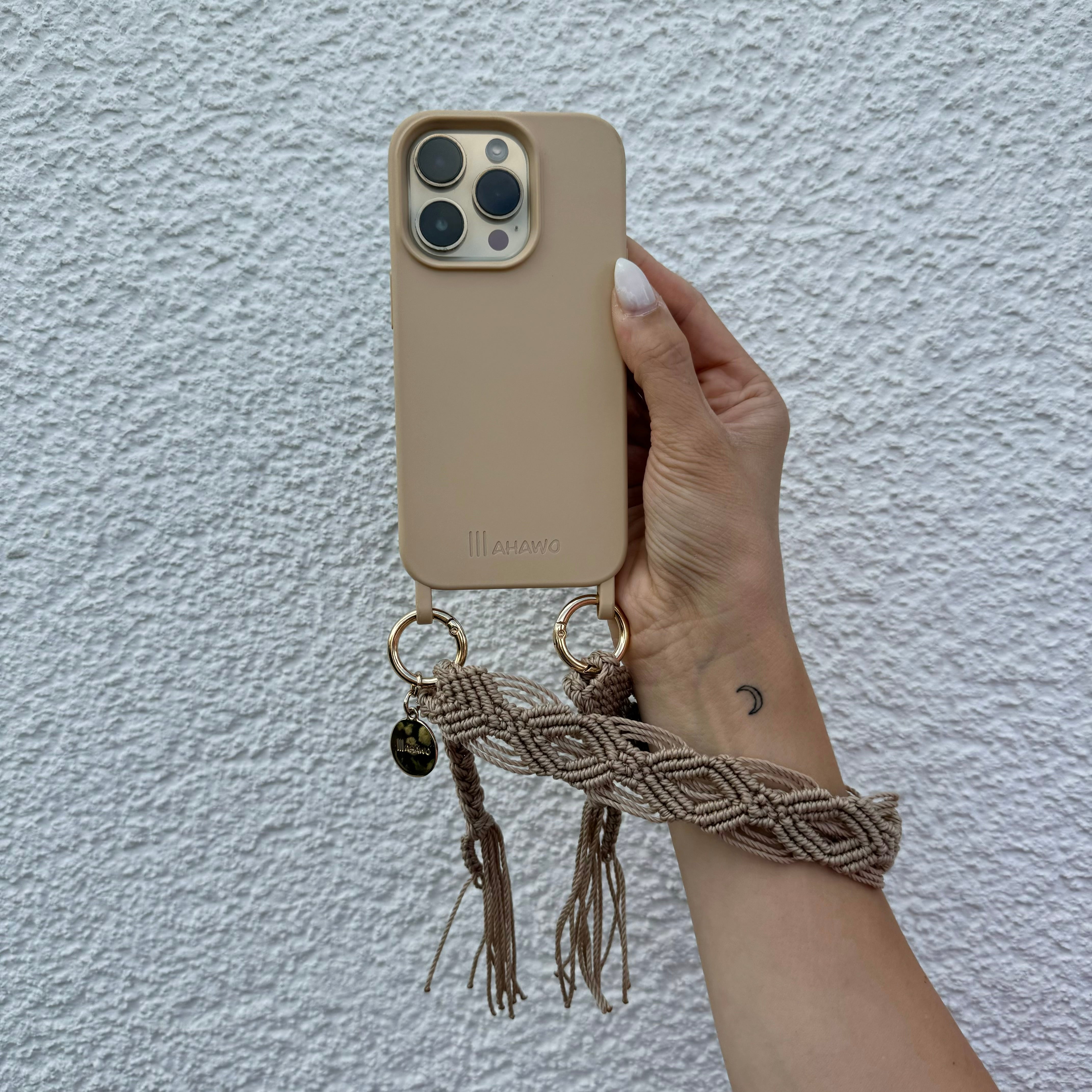 Short Phone Strap "Nude Allure"