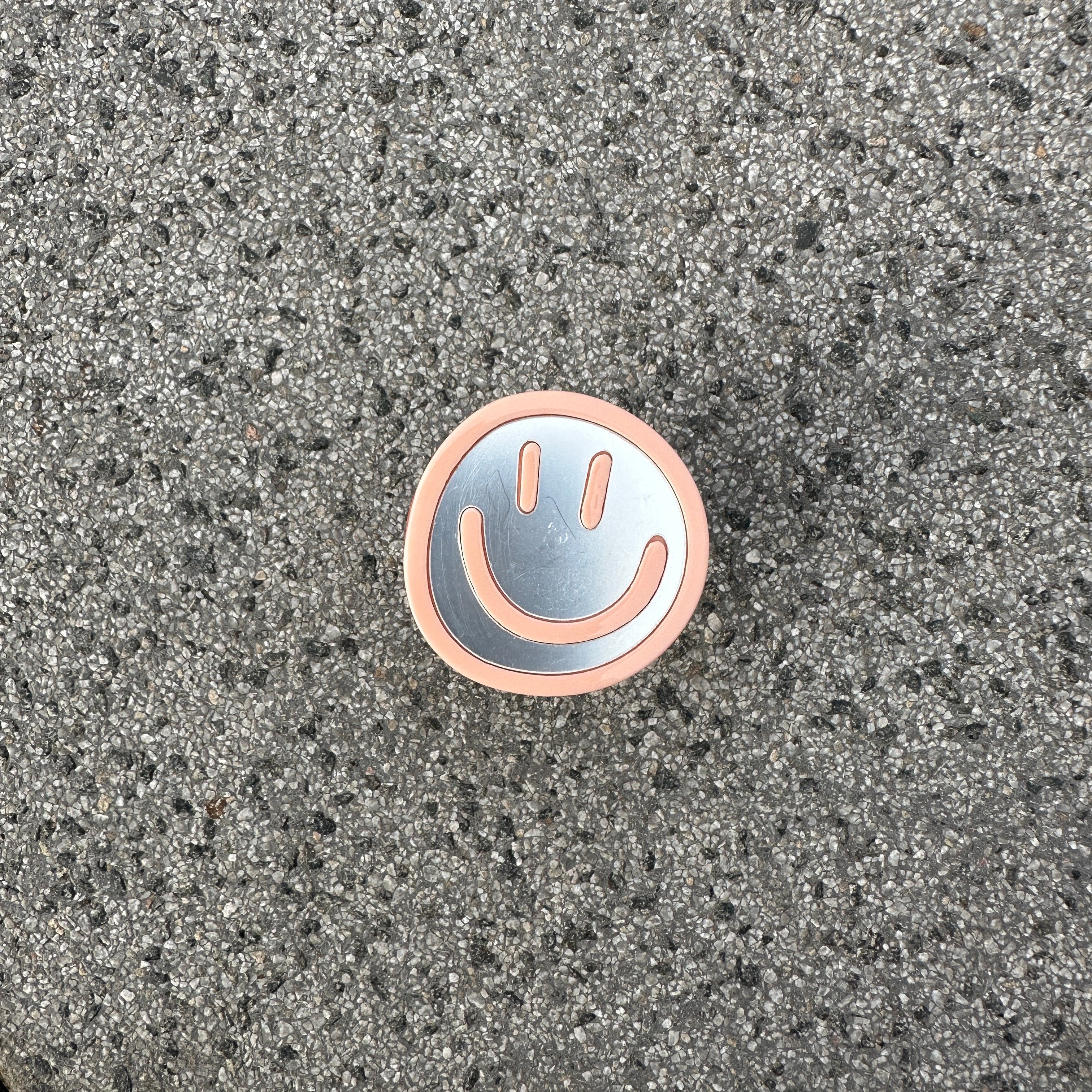 Phone Pop Holder Smiley Peach